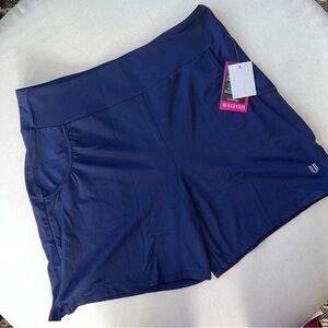 NWT EleVen by Venus Williams Size Large Women's Navy Rebound Shorts